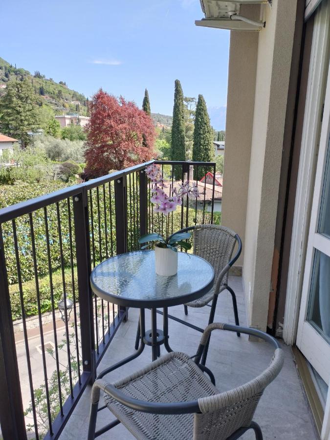 Residence Villa Alba Room Nr 415 Gardone Riviera Exteriör bild
